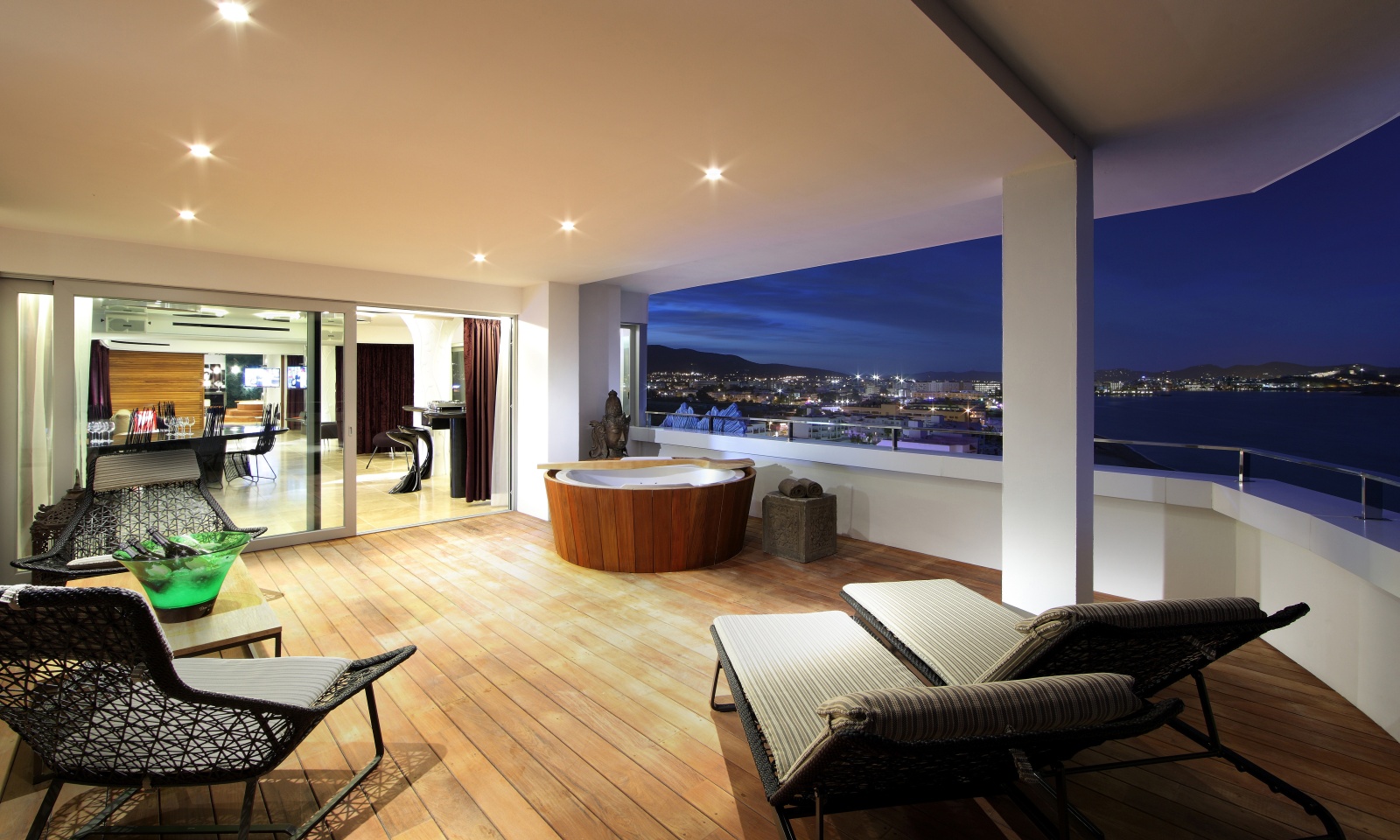 Ushuaia Suite Club Room Ushuaia Suite Club Room
